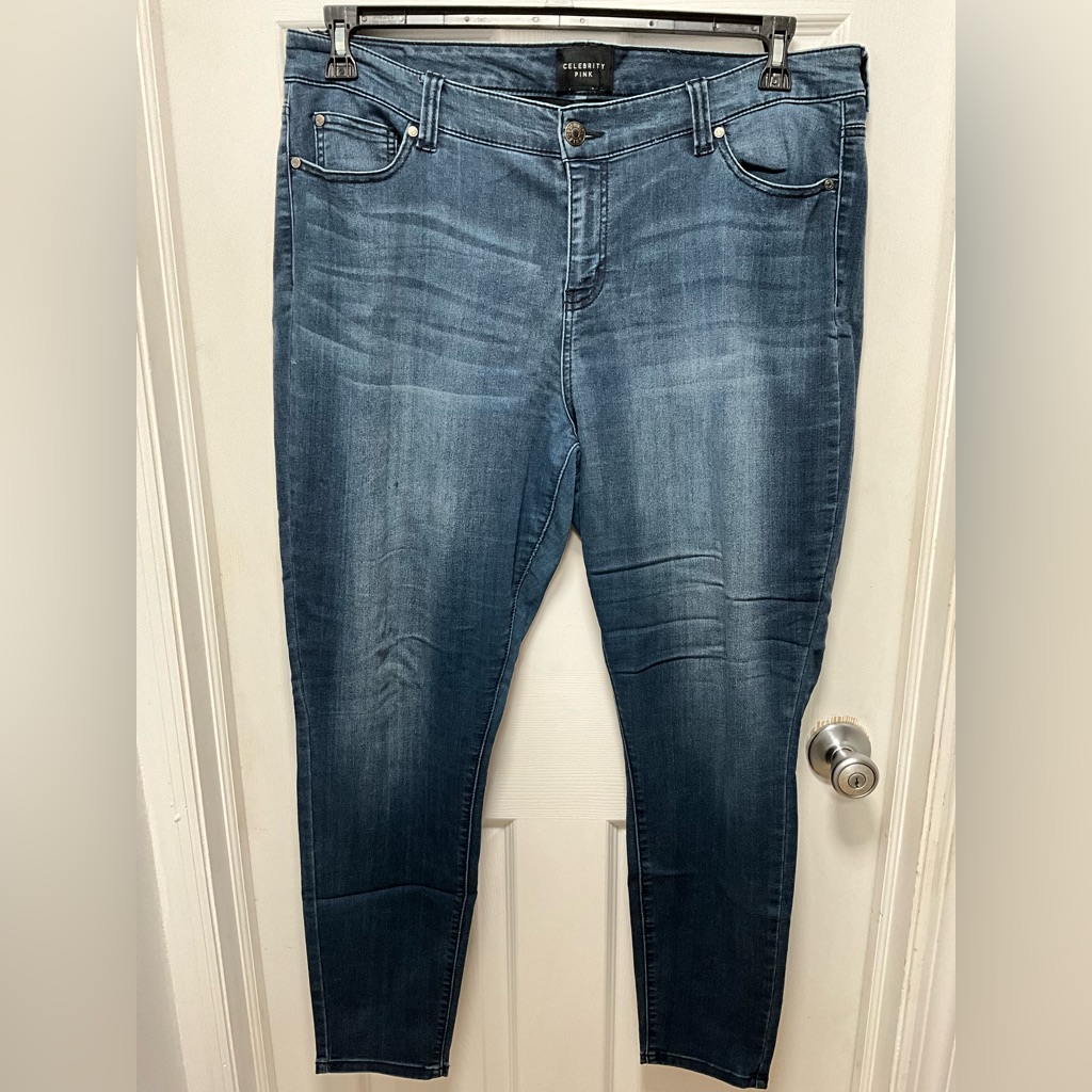 Celebrity Pink Dark Blue Skinny Jeans Plus Size 18, Inseam 29”